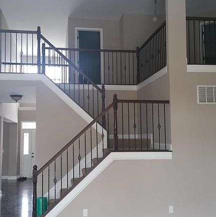 3rd image of 7812 Wayside Ave