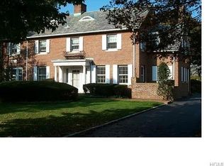 23 Garden Pl, Hempstead, NY 11550