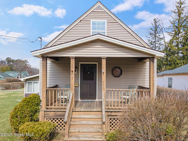 2nd image of 355 Clayton Road