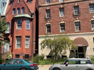 1717 P St NW #105, Washington, DC 20036