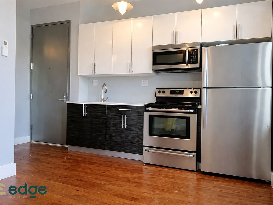 2nd image of 2372 Pacific St #2A