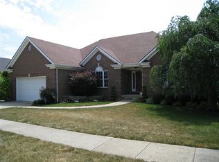 2520 S Sungale Ct, Lexington, KY 40513