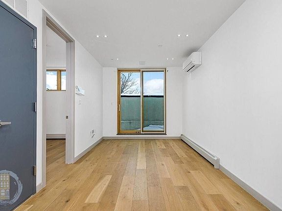 4th image of 358 Weirfield St #2F2