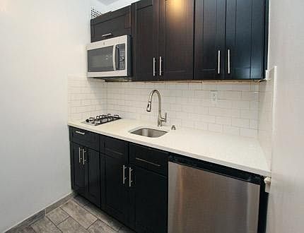 1st image of 3624 Parsons Blvd