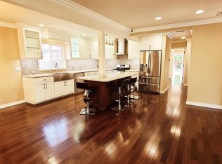 7611 Delia Ave, Sun Valley, CA 91352