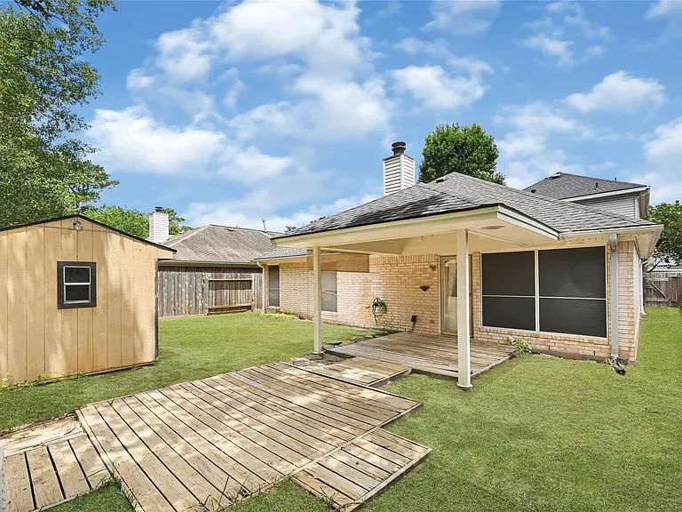 10323 Emerald Pine Dr — Photo 25