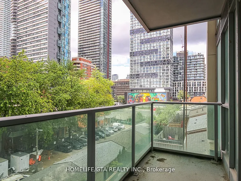 220 George St #506 — Photo 24