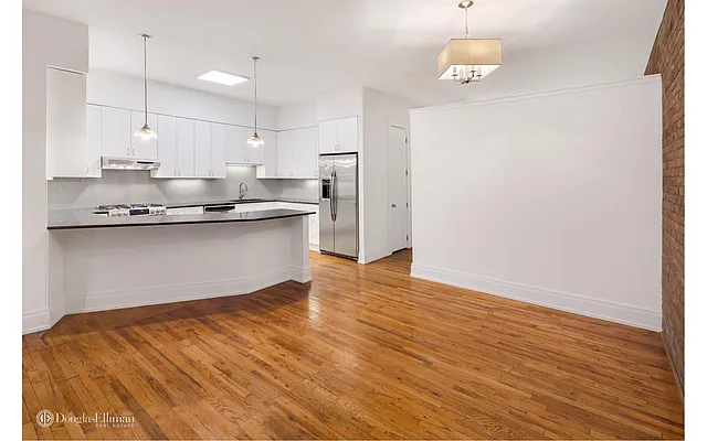 Rented by Douglas Elliman | media 24