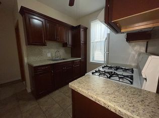 30-69 48th St #1A, Astoria, NY 11103