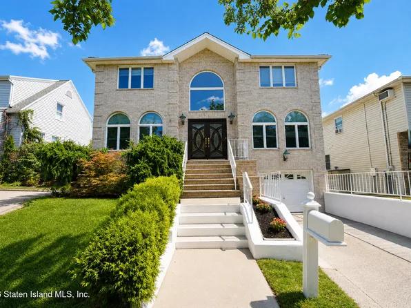 571 Rockaway St, Staten Island, NY 10307