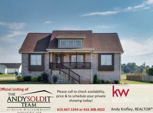 5265 E Robertson Rd, Cross Plains, TN 37049