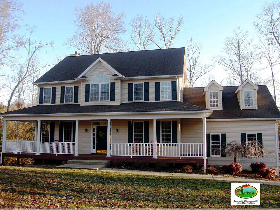 1st image of 18 Fleetwood Dr