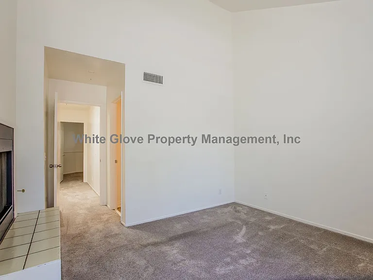 205 S Redwood Ave #33 — Photo 8
