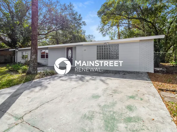 1197 W Lakeview Cir, Altamonte Springs, FL 32714