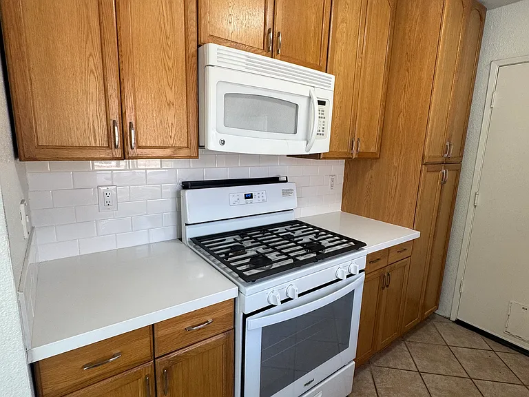 12340 Daisy Ct — Photo 11