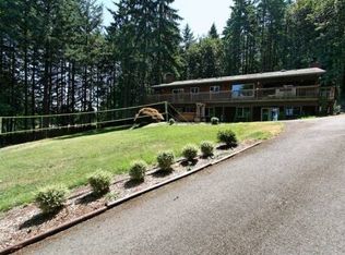 22456 NE Ilafern Ln, Dundee, OR 97115