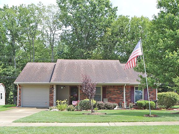 2nd image of 3444 Smoky Mountain Dr