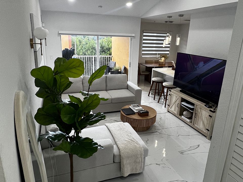 1st image of 20950 SW 87th Ave APT 305