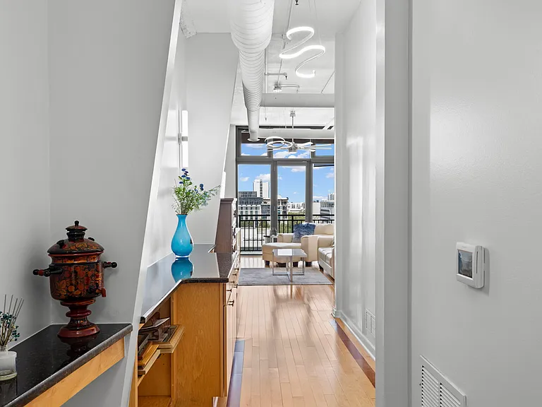 175 2nd St S #916 — Photo 3