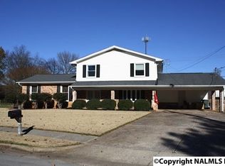 9017 Craigmont Rd SW, Huntsville, AL 35802