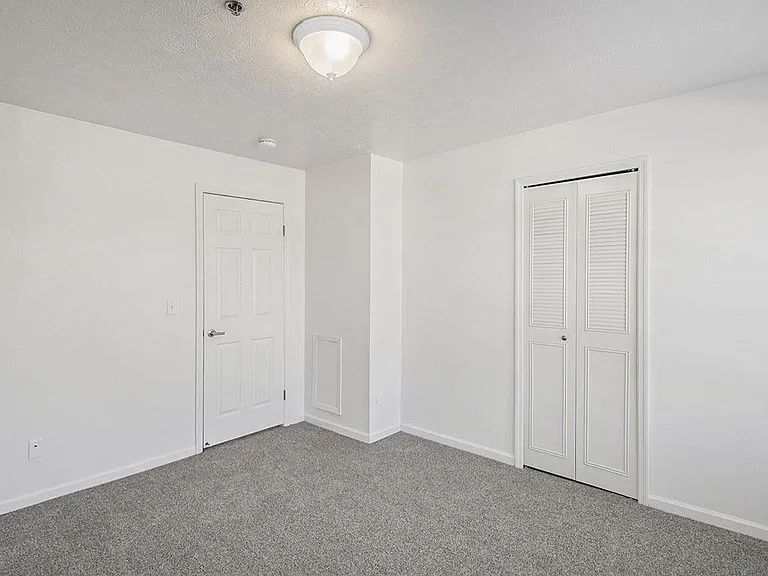 Canal 2 Apartments — Photo 23