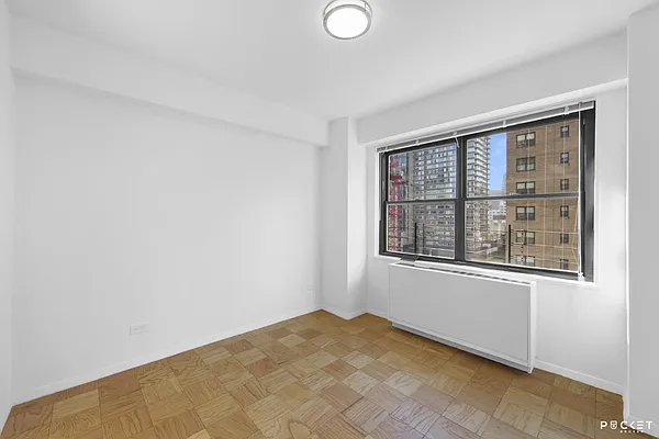 Rented by PocketBroker Inc | media 9