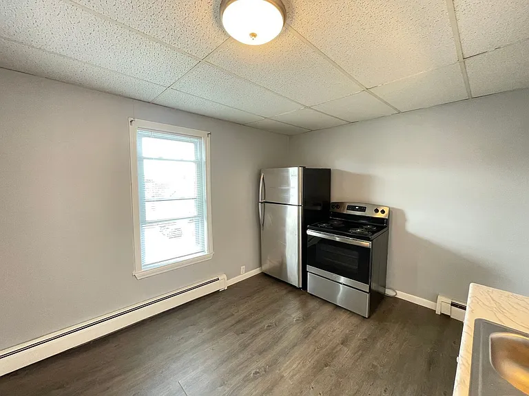 416 Rimmon St #6 — Photo 6