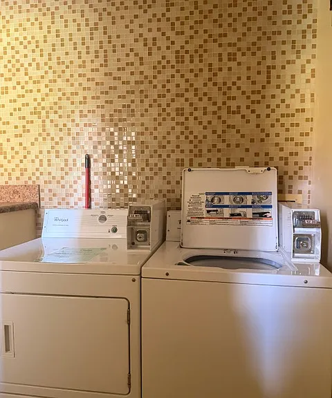 801 Eastmont Dr #102 — Photo 19