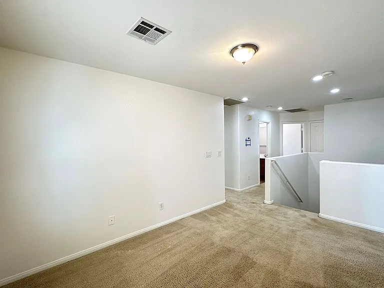 560 Playa Linda Pl — Photo 12