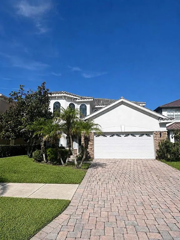 4 bed, 3.5 bath, 2888 sqft, $3,100 — Photo 1