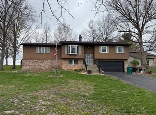 8455 Lehman Rd, Decatur, IL 62521