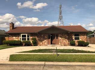 1521 Vegas Dr, Metairie, LA 70003