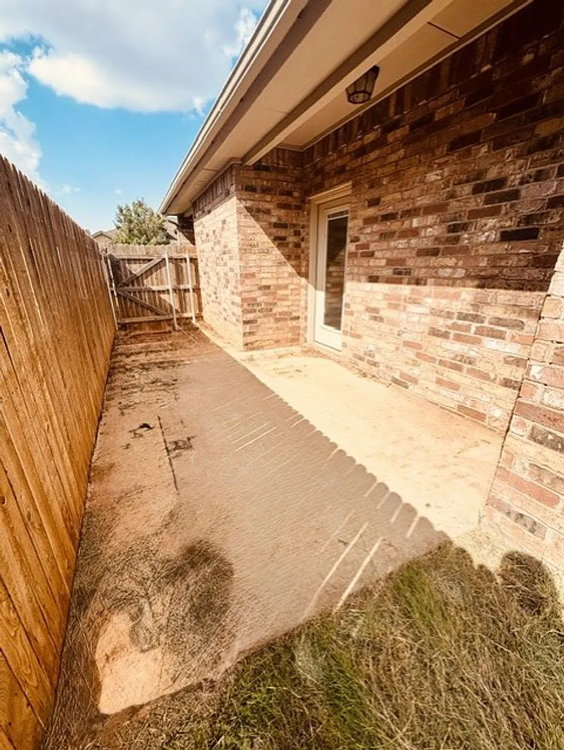 Beautiful 3 Bed 2 Bath In Cooper School District — Photo 3