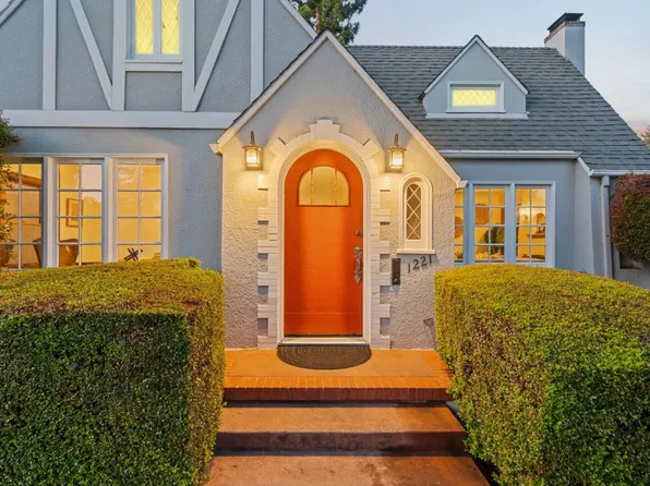 1221 Middlefield Rd, Palo Alto, CA 94301