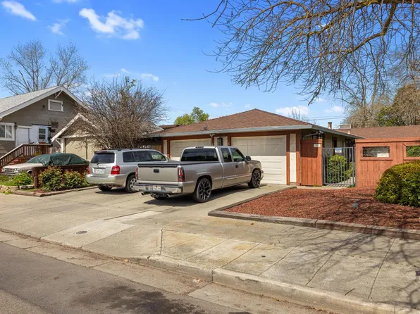 109-107 E Cleveland St, Stockton, CA 95204