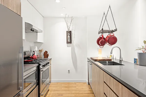 Rented by Corcoran | media 17