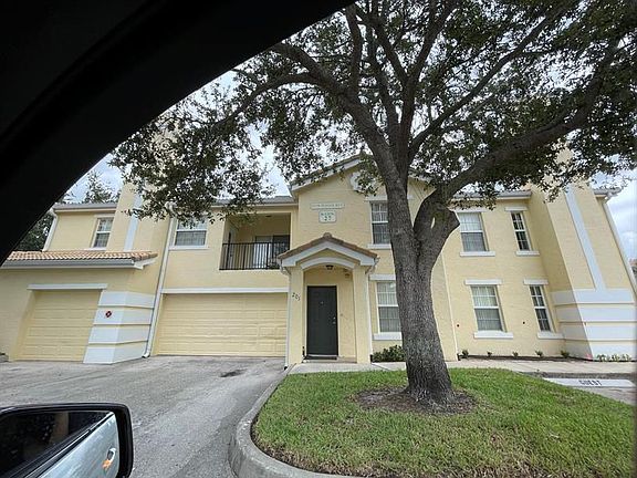 3rd image of 152 SW Peacock Blvd APT 27-202