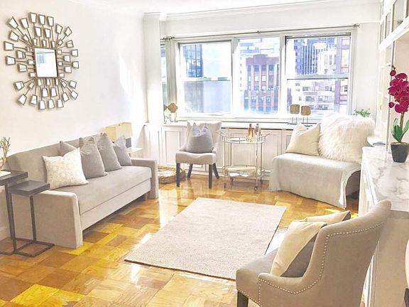 4th image of 153 E 57th St APT 15H