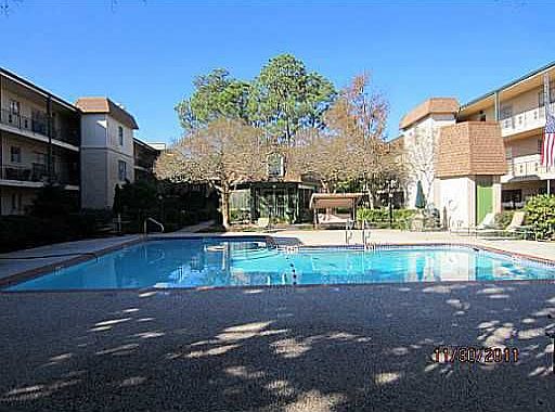 2nd image of 2704 Whitney Pl APT 823