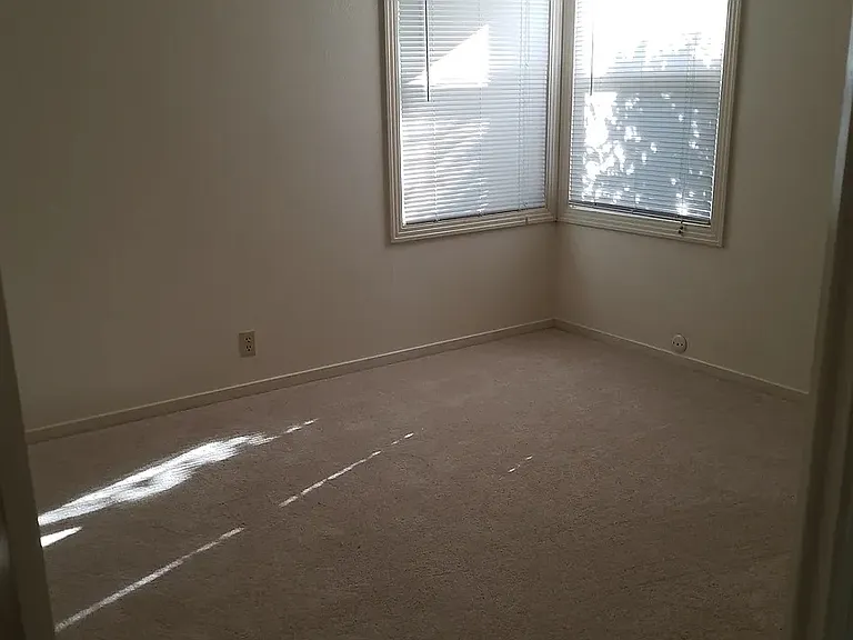 2763 Cypress St — Photo 14