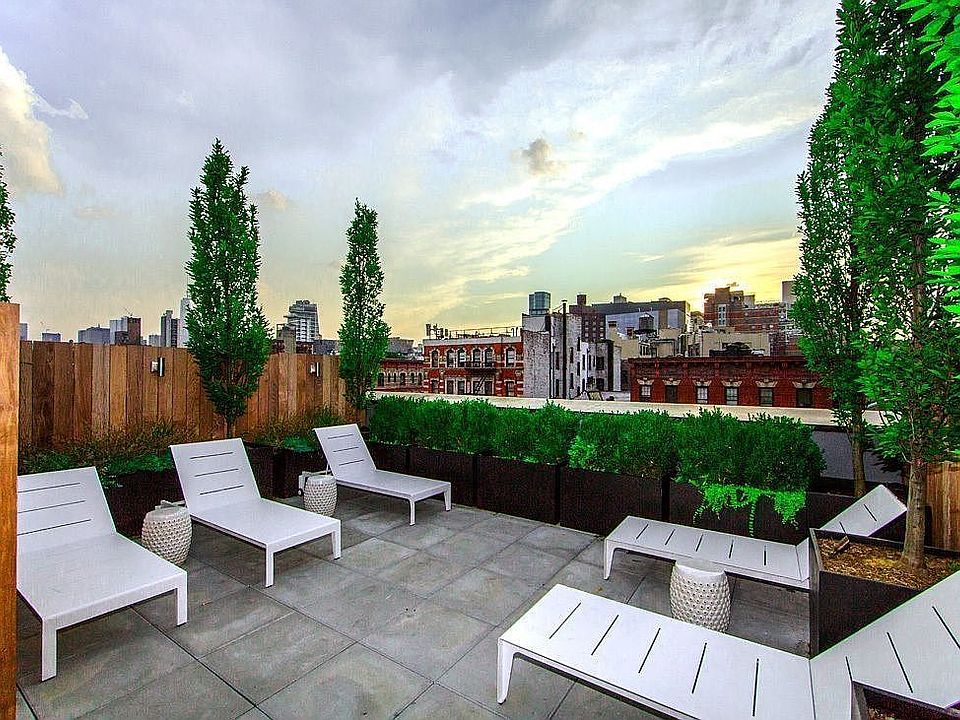 1st image of 371 E 10th St #2B