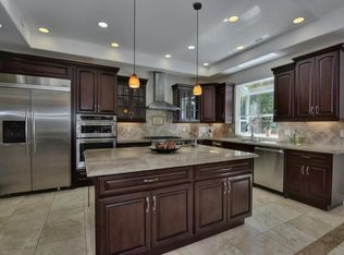 19411 Calle De Barcelona, Cupertino, CA