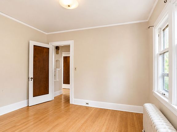 5th image of 1314 S Lincoln St