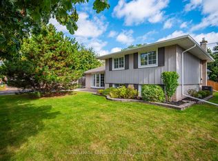 283 Hampton Heath Rd, Burlington, ON L7L 4P6