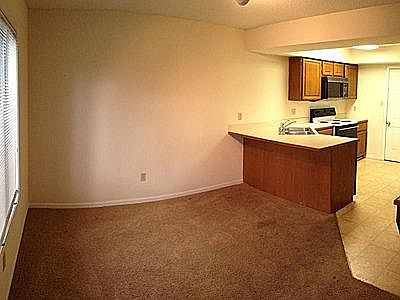 2nd image of 3213-3215 Belle Meade Dr