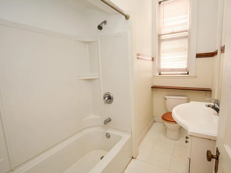 315 S Maple Ave #1 — Photo 8