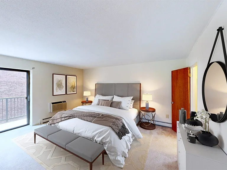 21 Highland Ave #5 — Photo 2