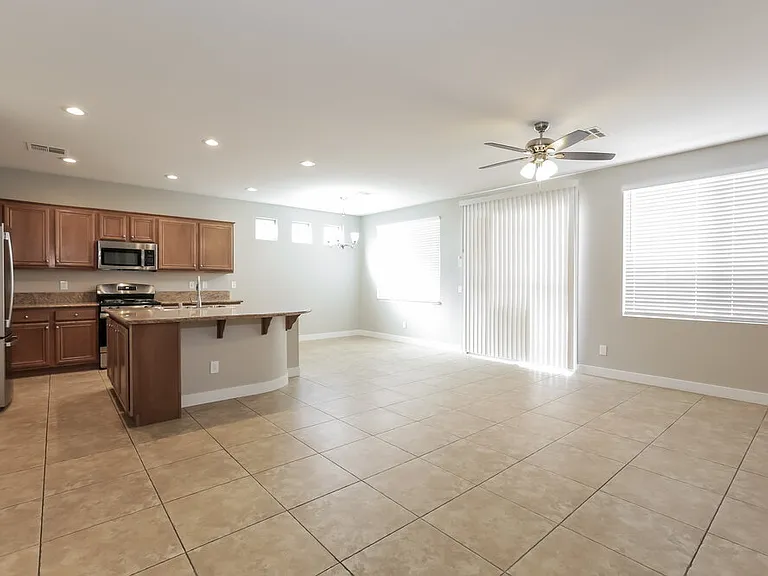 7532 Port Orchard Ave — Photo 3