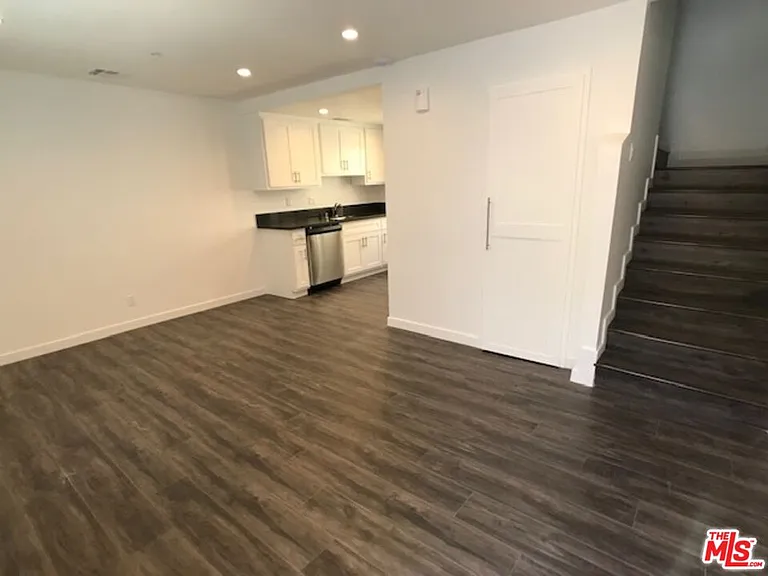 601 N Normandie Ave #5 — Photo 9