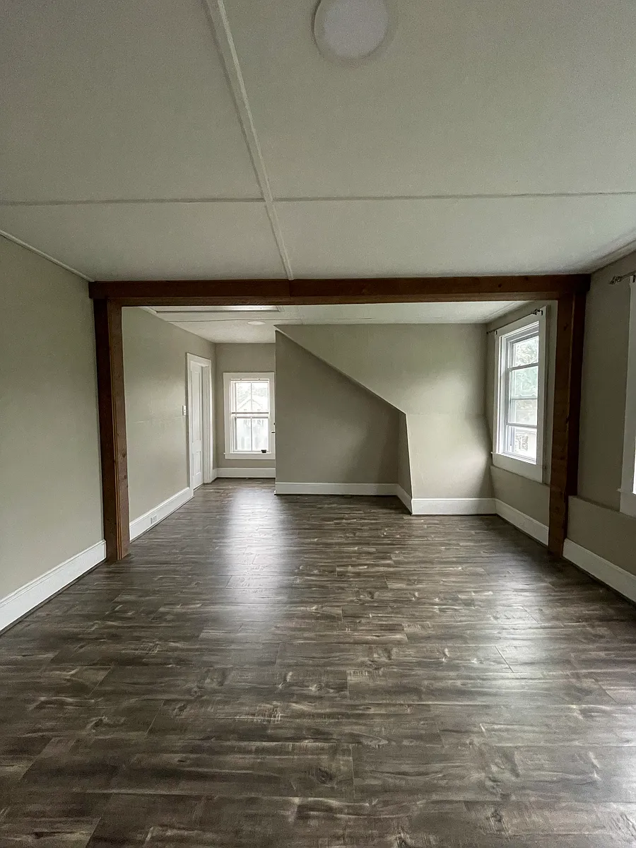 Building Photo - 15 Springhill Ave #3